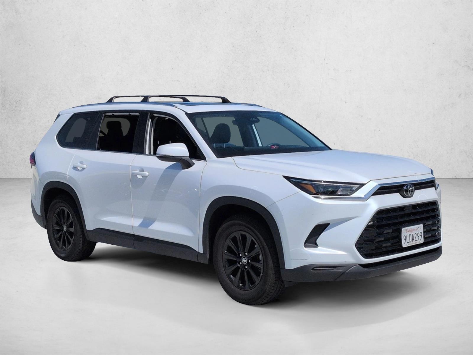 2024 Toyota Grand Highlander Hybrid photo 3