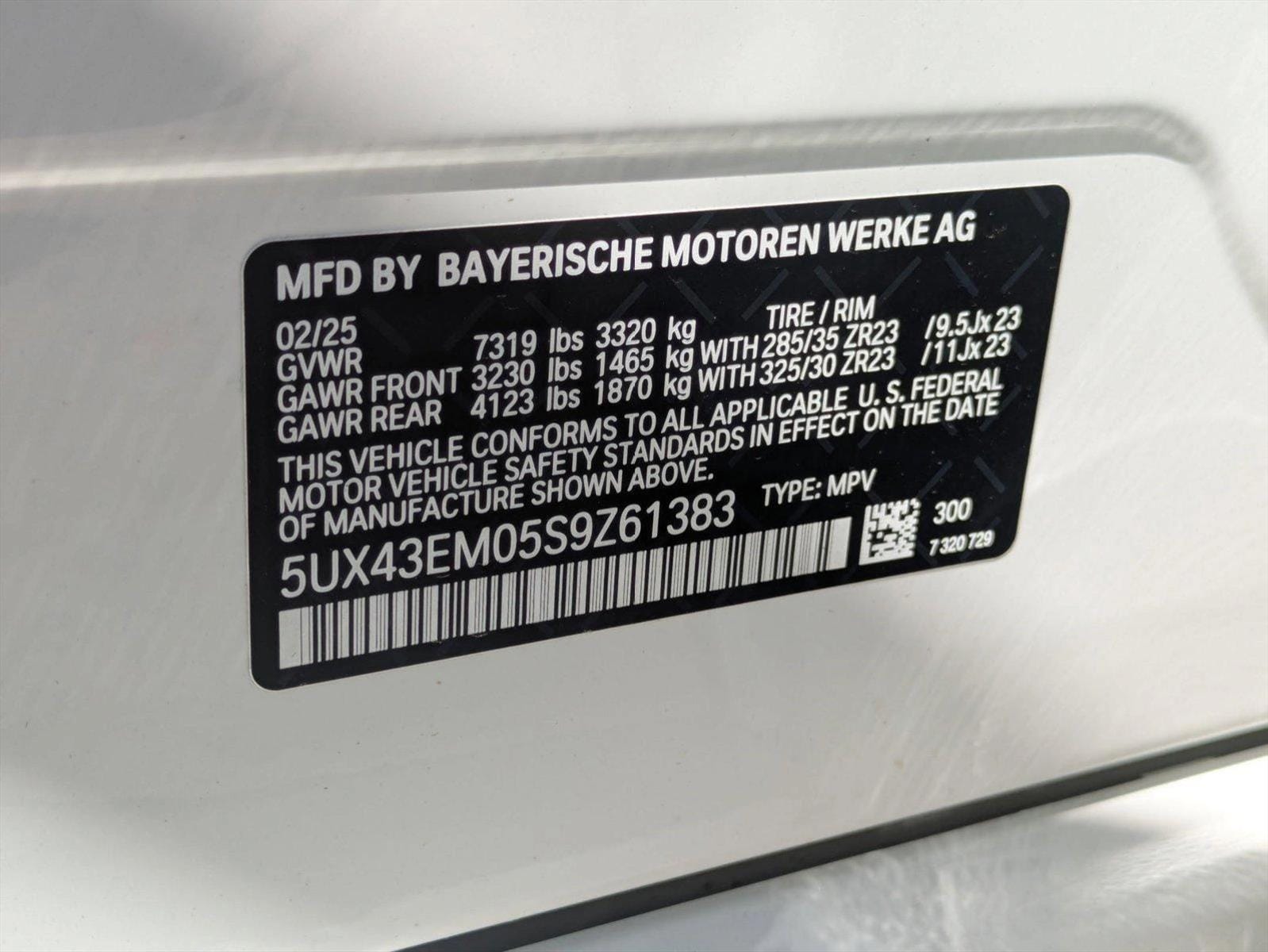 2025 BMW X7 ALPINA XB7 - Photo 18