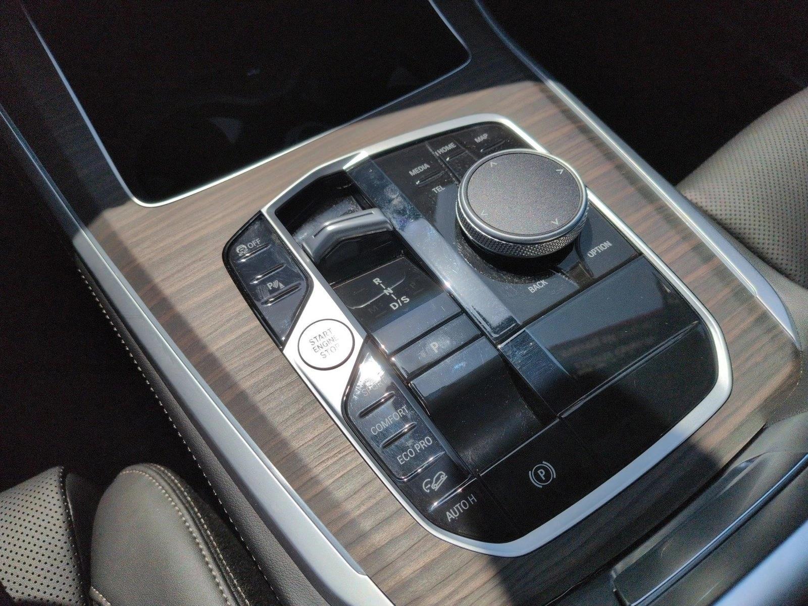 2026 BMW X5 40i - Photo 12