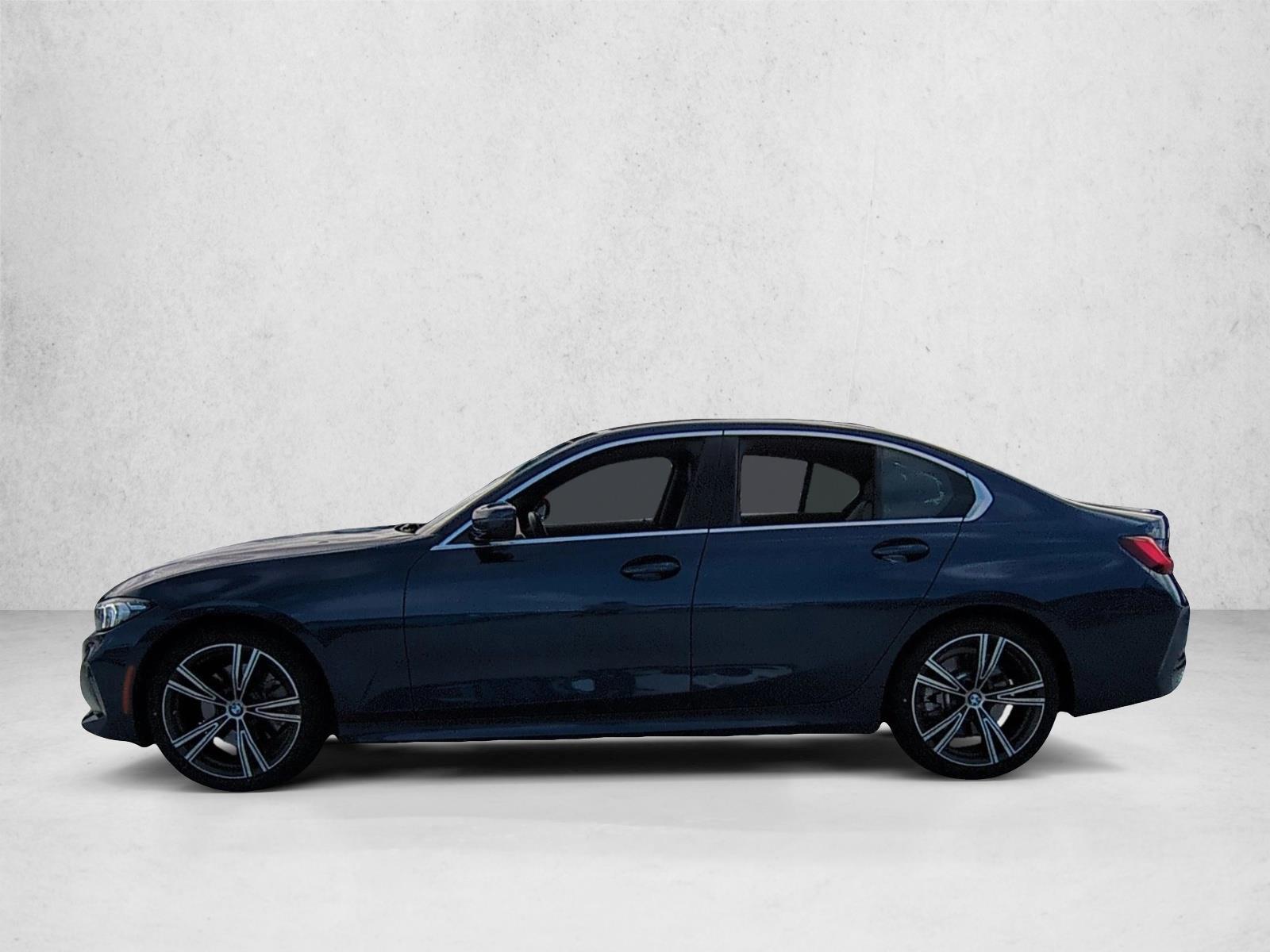 2024 Bmw 330i Sedan photo 2