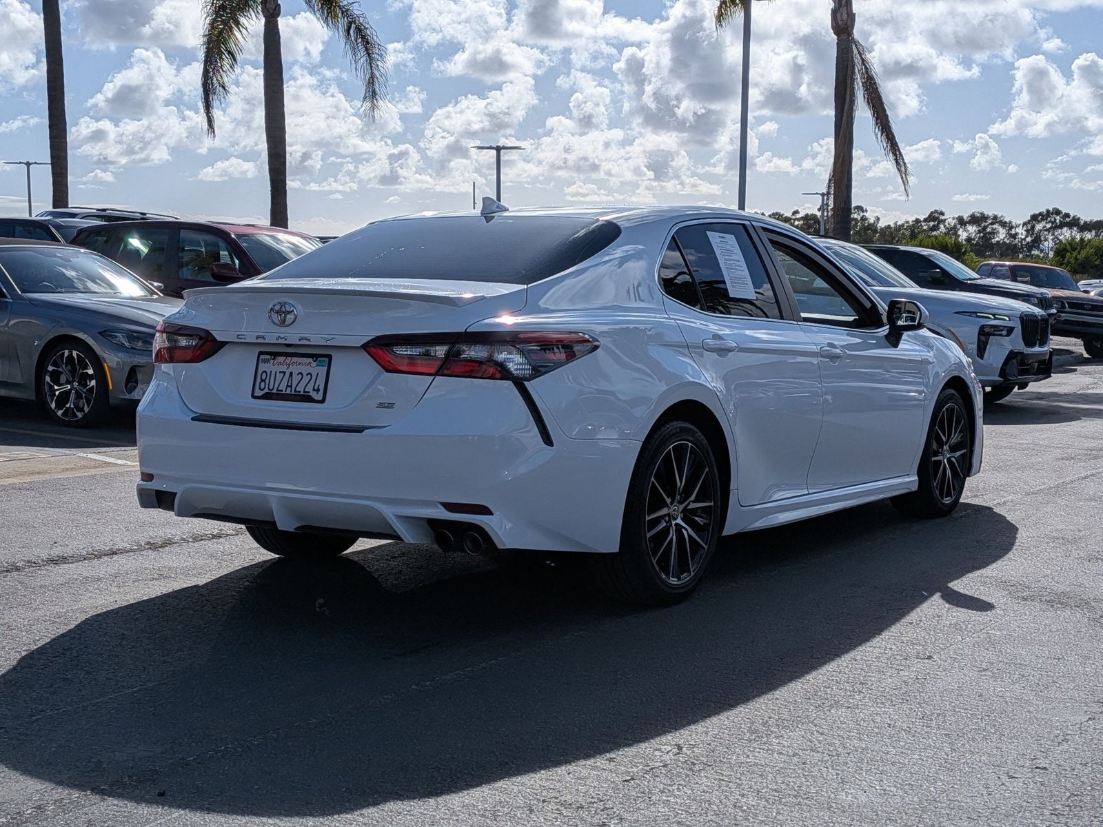 2021 Toyota Camry SE photo 5