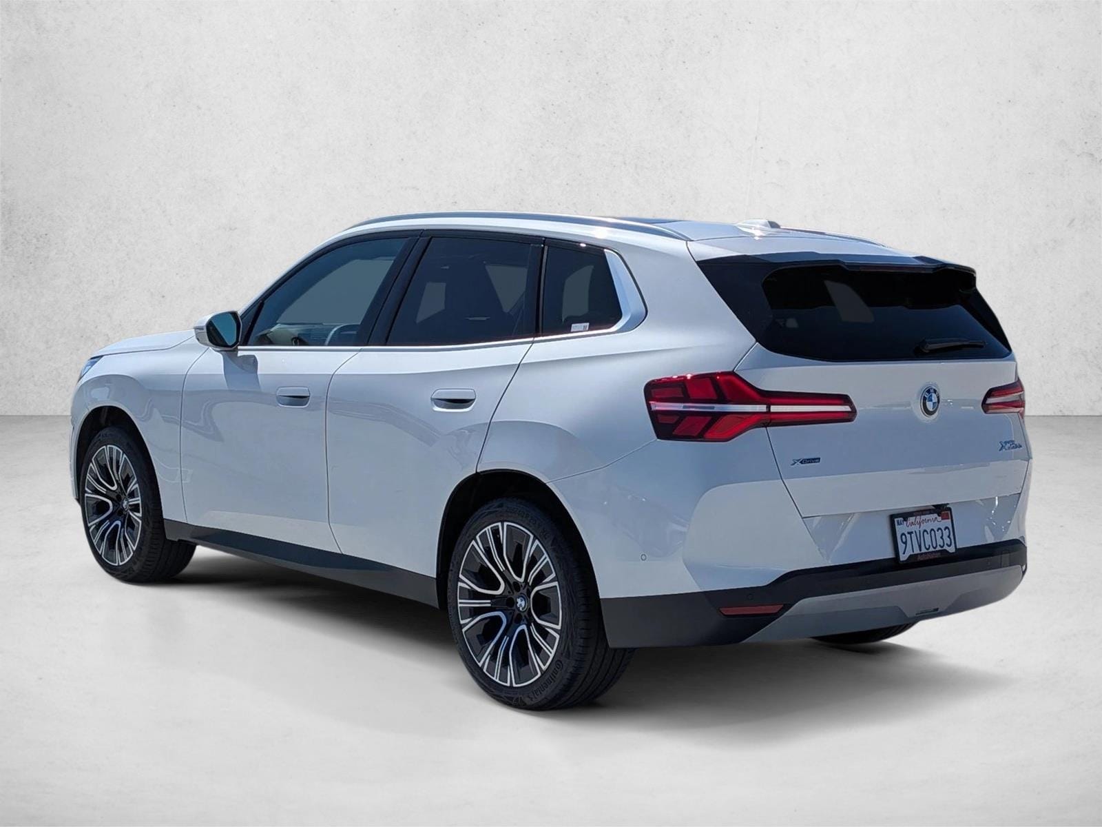 2025 BMW X3 30 xDrive photo 3