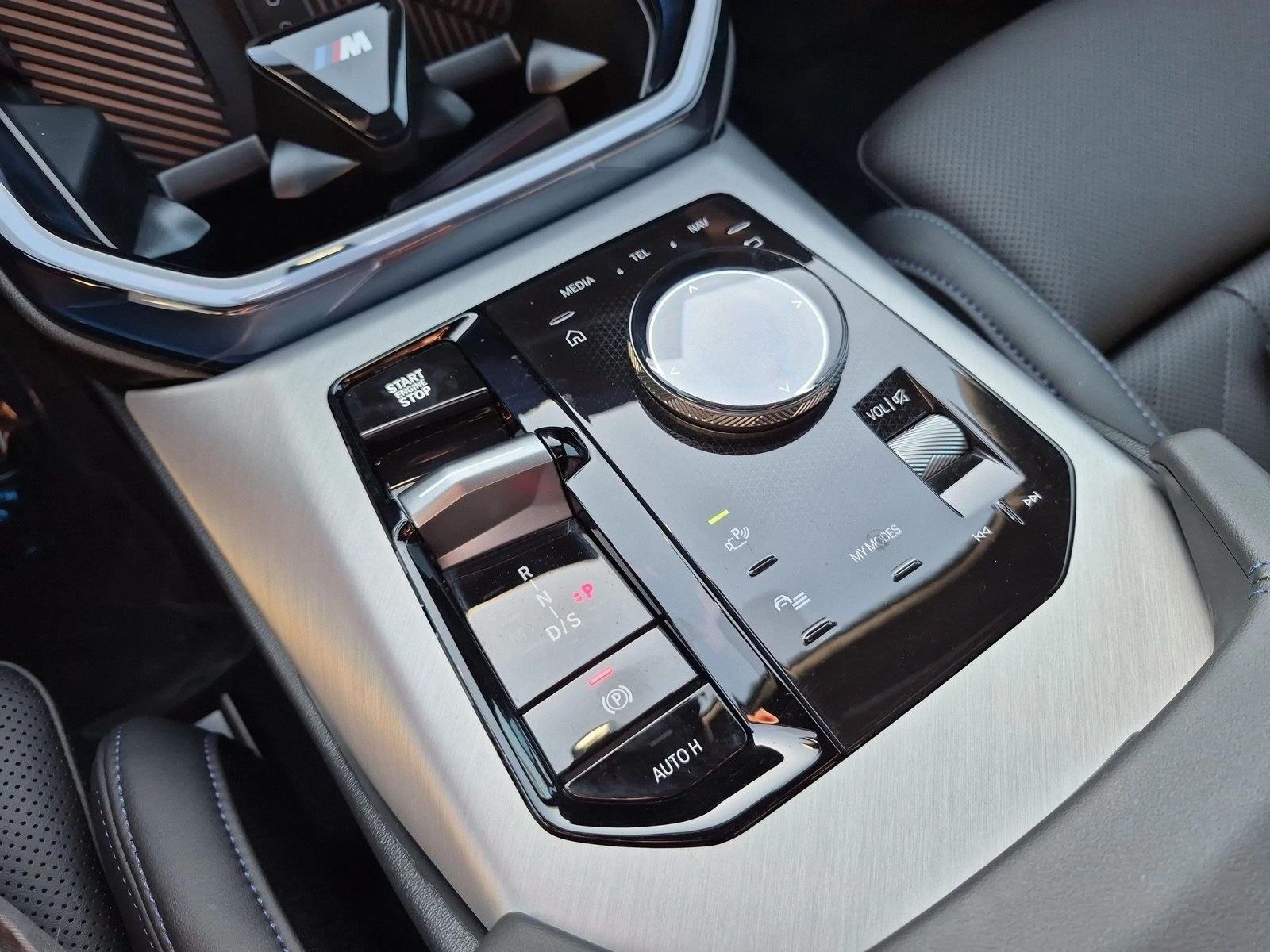 2025 BMW X3 M50 - Photo 12
