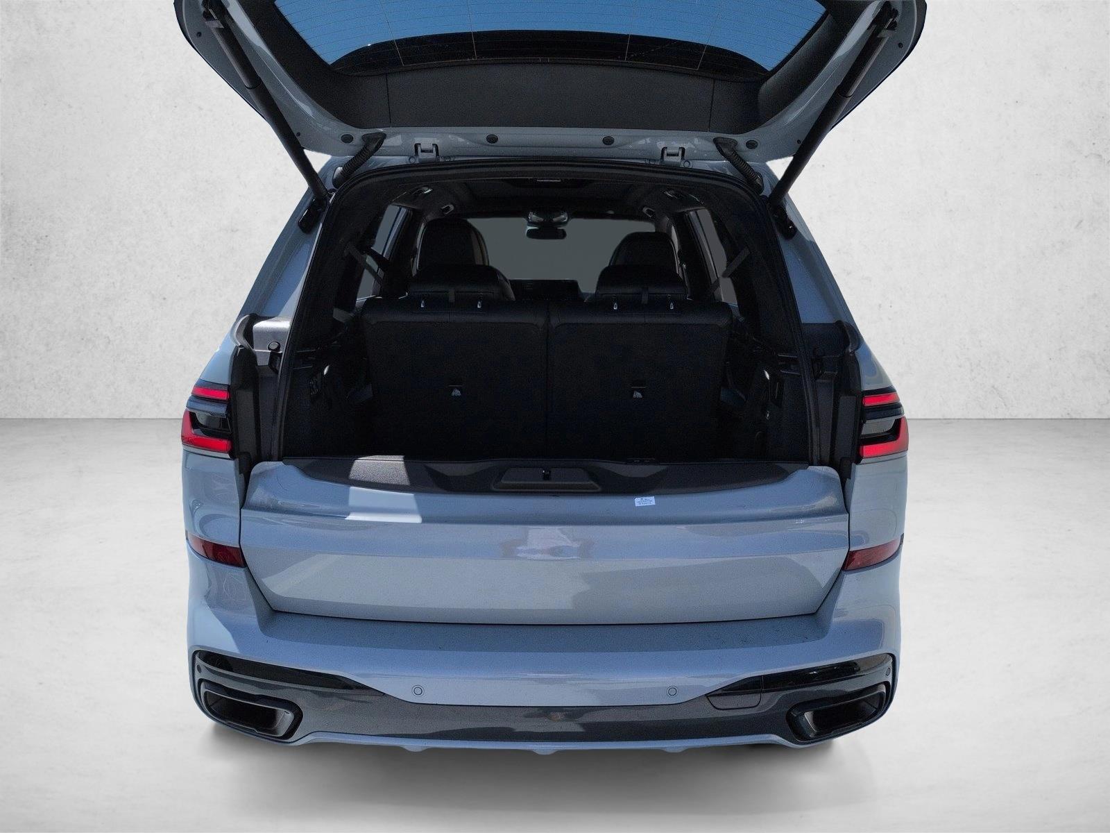 2024 BMW X7 xDrive40i photo 6