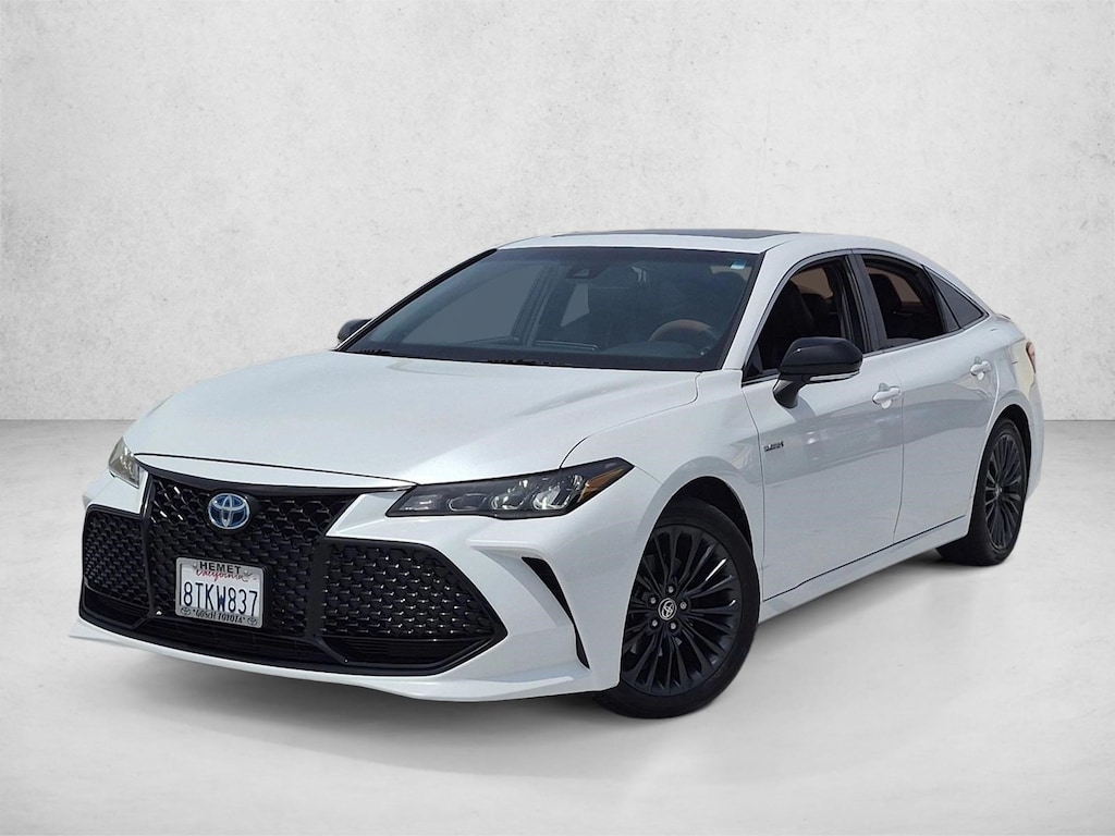 Used 2021 Toyota Avalon Hybrid XSE Sedan