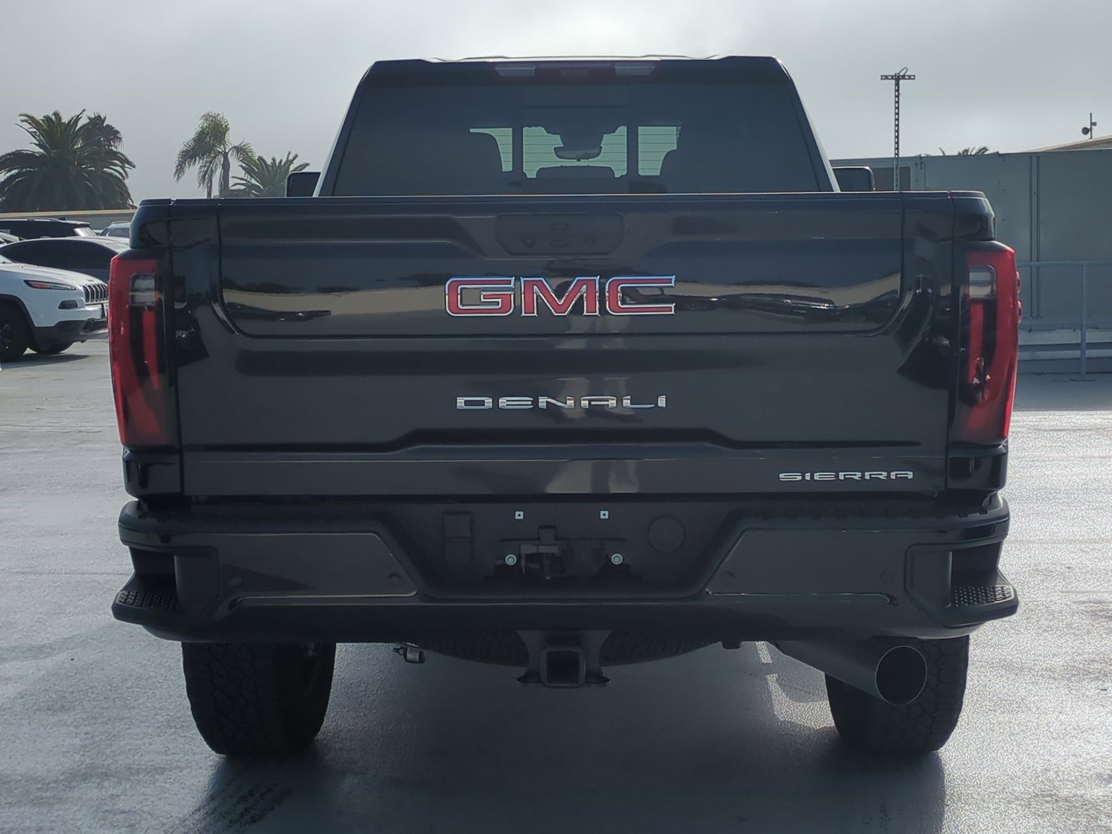 2025 Gmc Sierra 3500 HD Denali photo 4