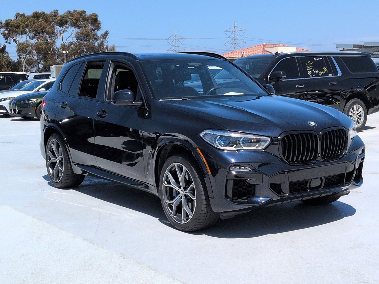 2021 BMW X5 M50i photo 3