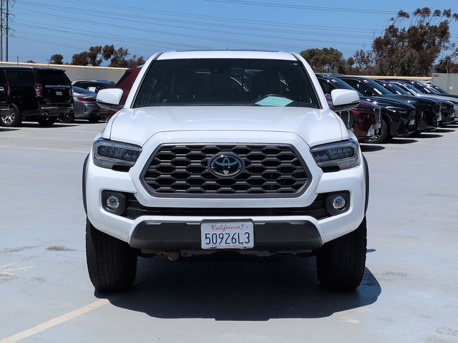 2022 Toyota Tacoma photo 2