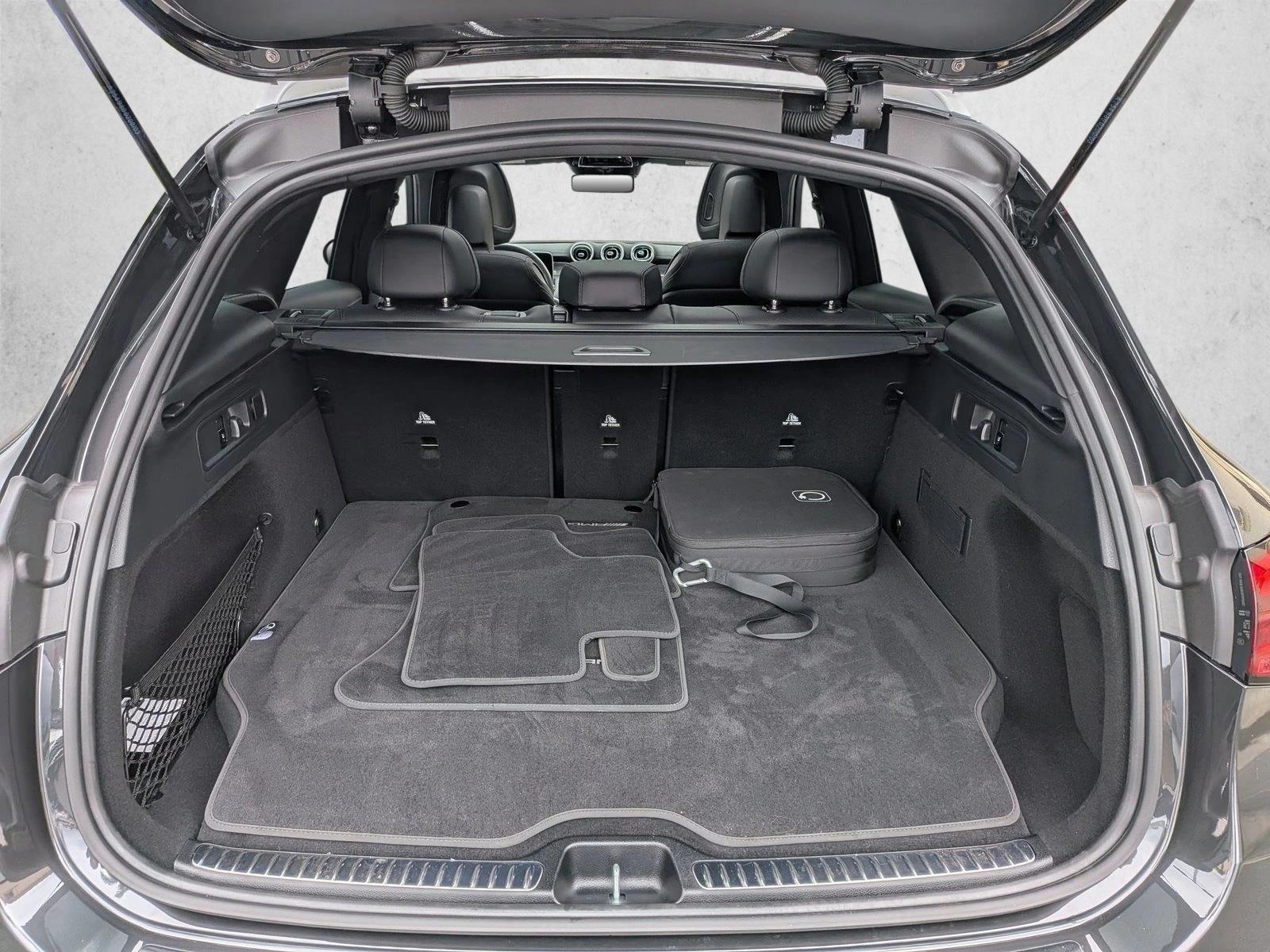 2026 Mercedes-Benz GLC 350e 4MATIC photo 5