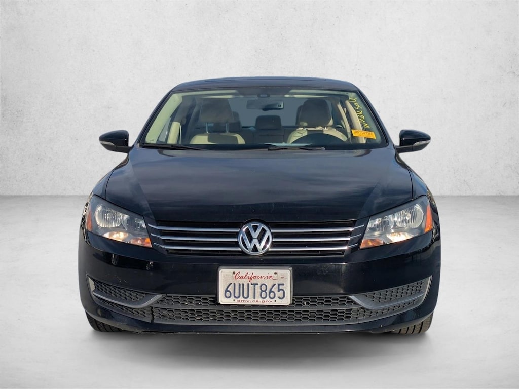 Used 2012 Volkswagen Passat 2.5L SE Sedan