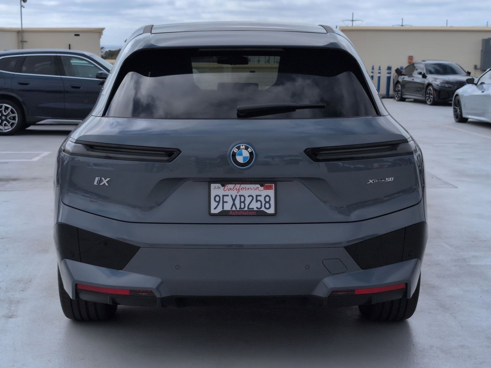 2024 BMW iX xDrive50 photo 6