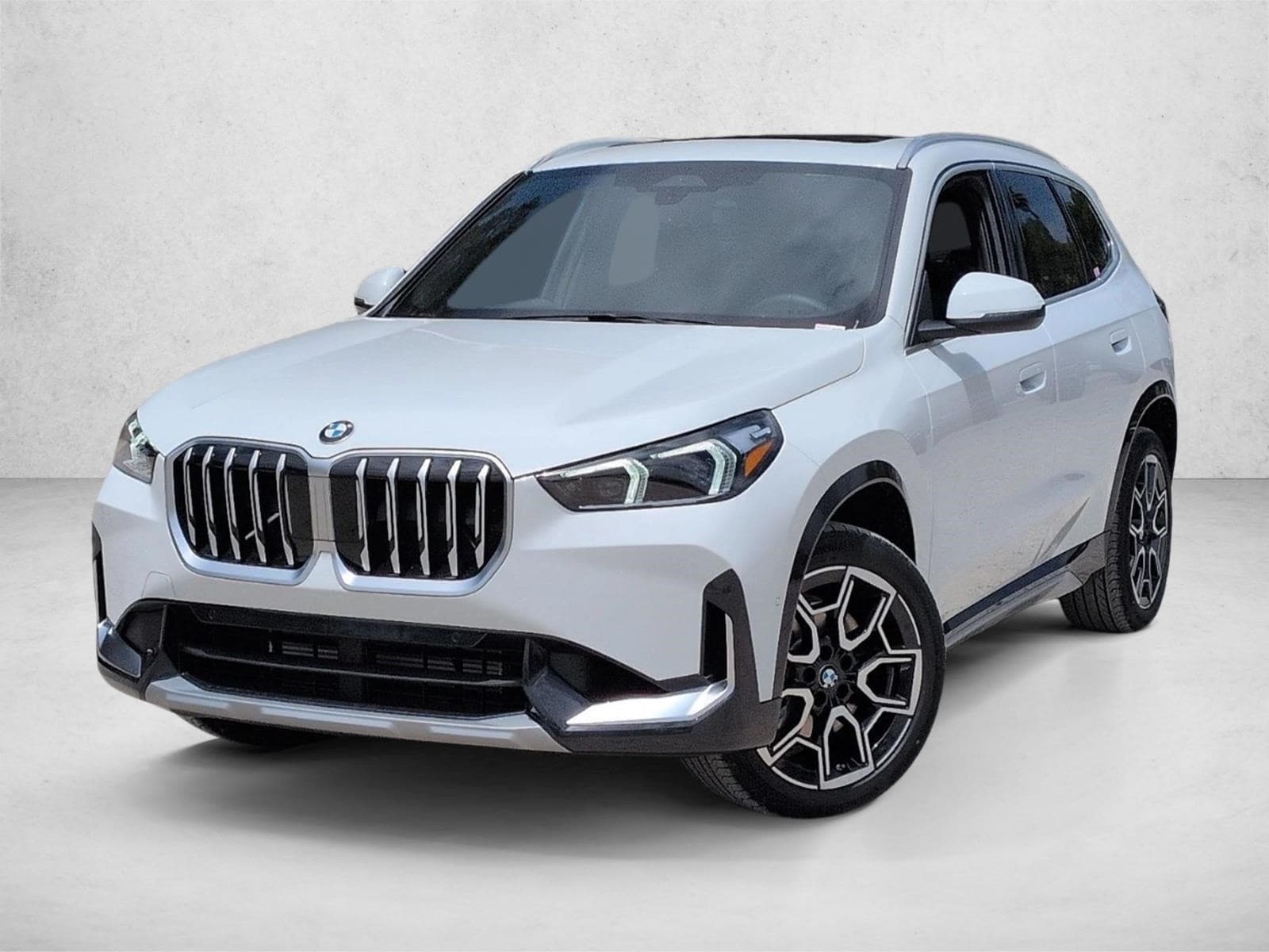 2026 BMW X1 xDrive28i's photo