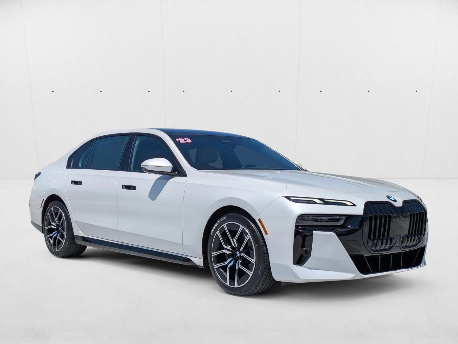 2023 Bmw 740i photo 2