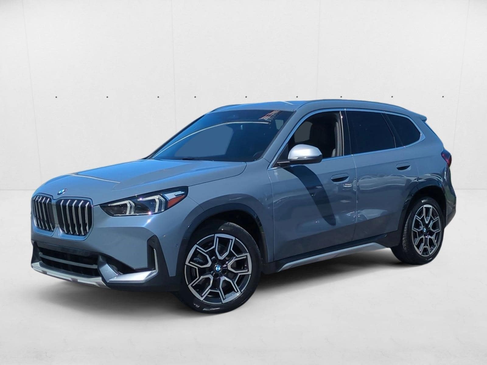 2023 BMW X1