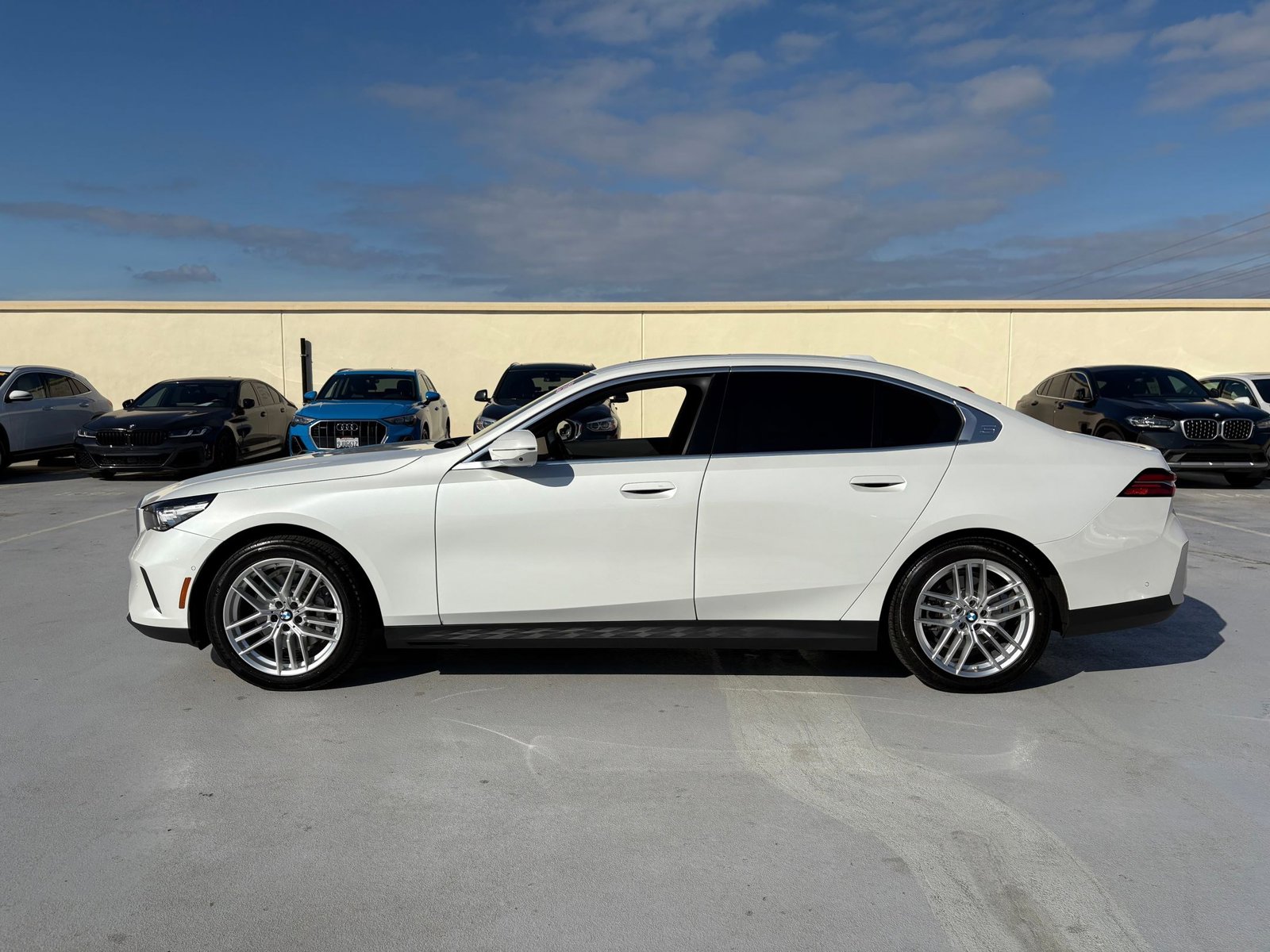 2025 Bmw 530i xDrive photo 2