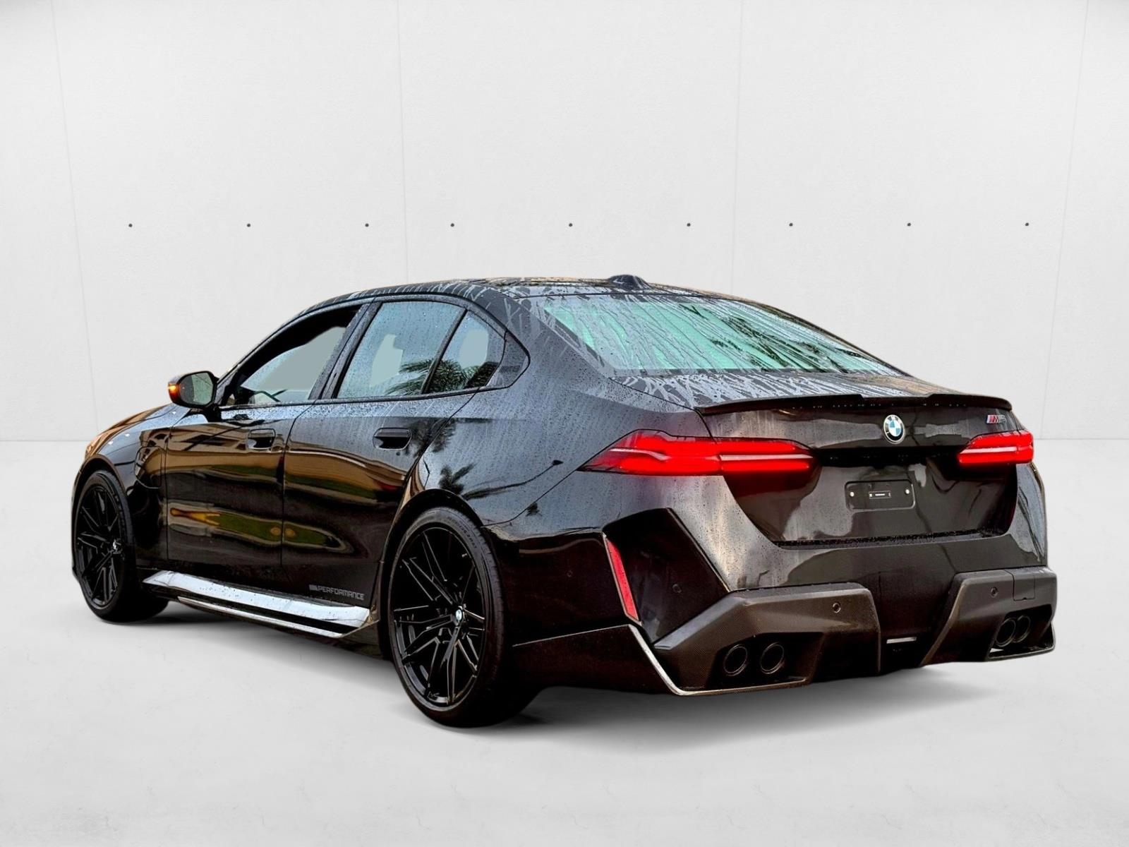 2026 Bmw M5 Sedan 5 photo 3