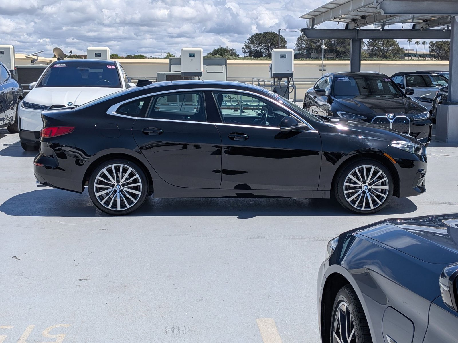 2022 BMW 228i sDrive photo 4