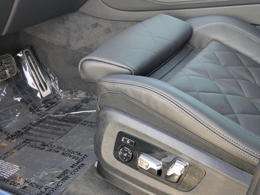 New 2026 BMW X5 PHEV xDrive50e SUV