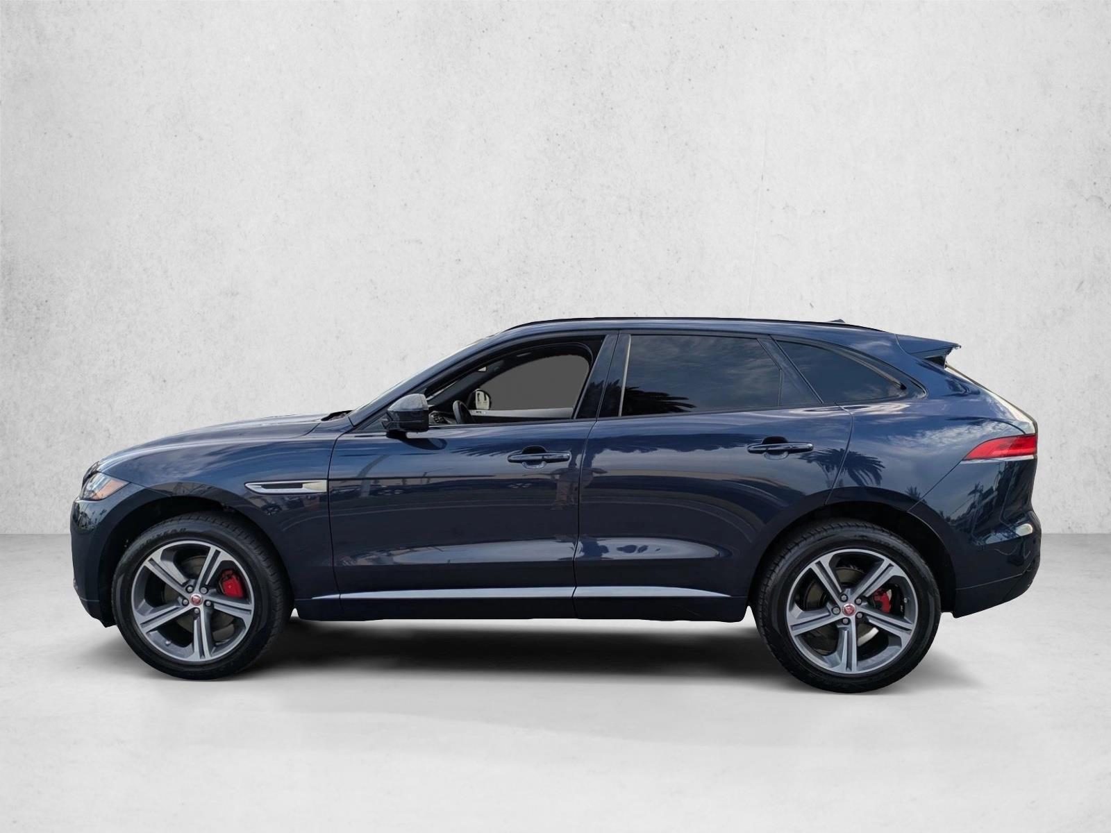 2018 Jaguar F-PACE S photo 2