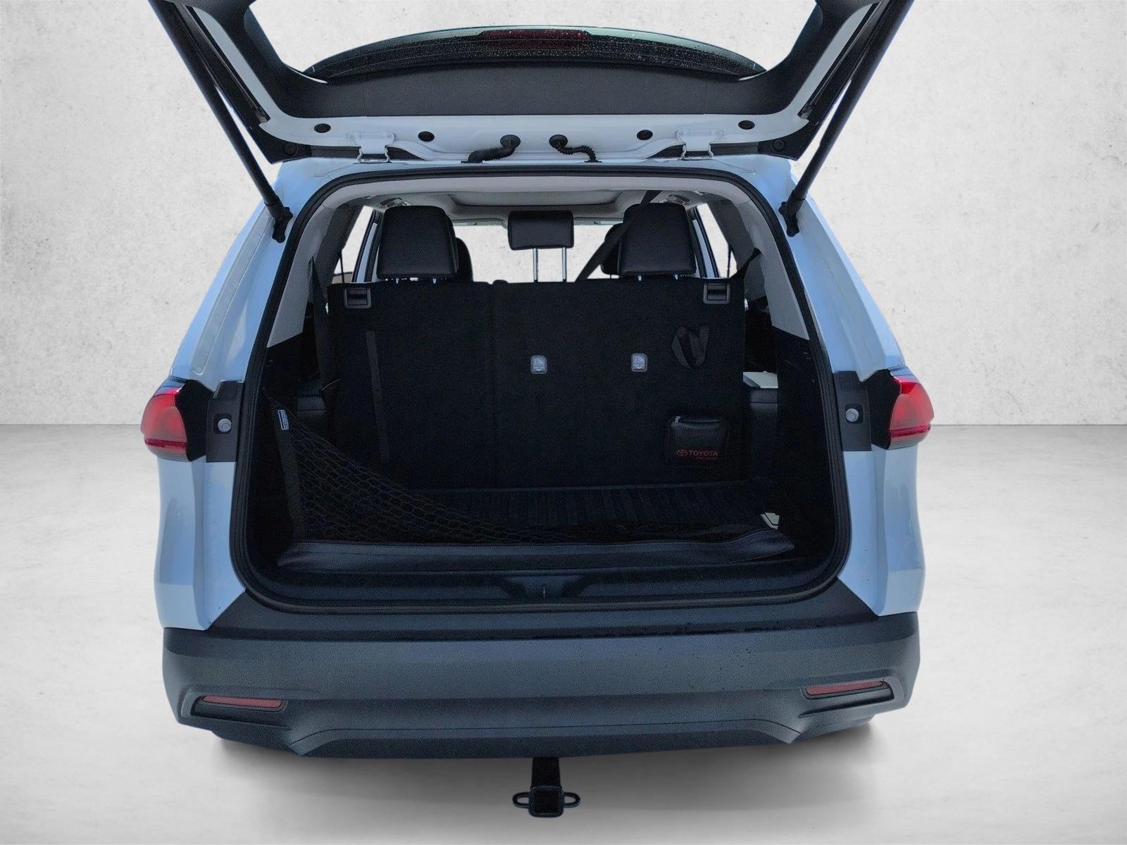 2024 Toyota Grand Highlander Hybrid photo 6