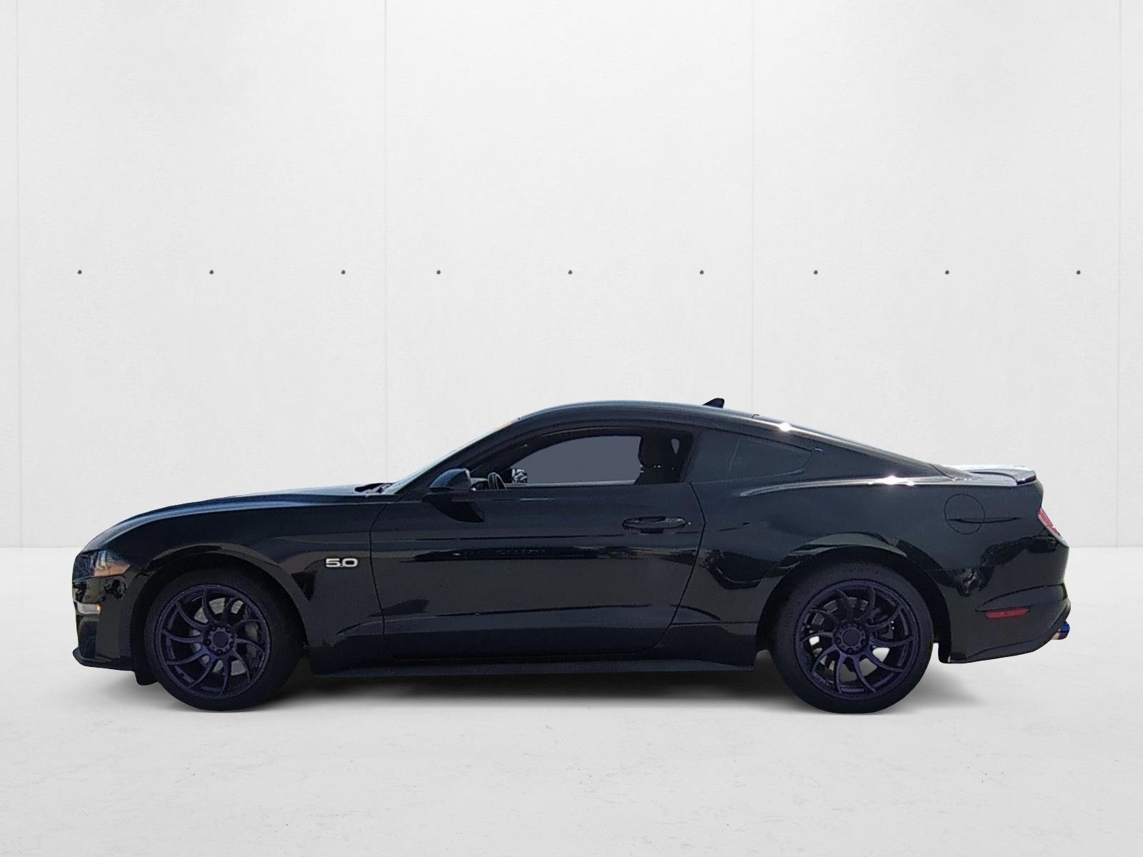 2020 Ford Mustang GT photo 2