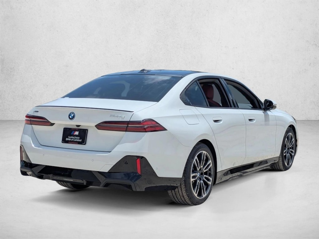 New 2027 BMW 550e xDrive Sedan