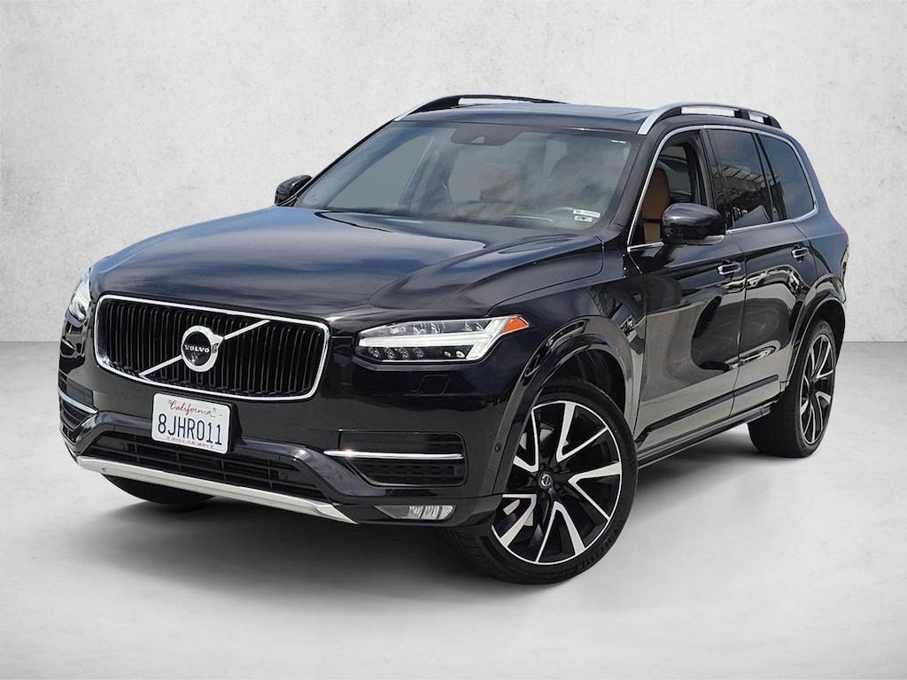 Used 2019 Volvo XC90 T6 Momentum SUV