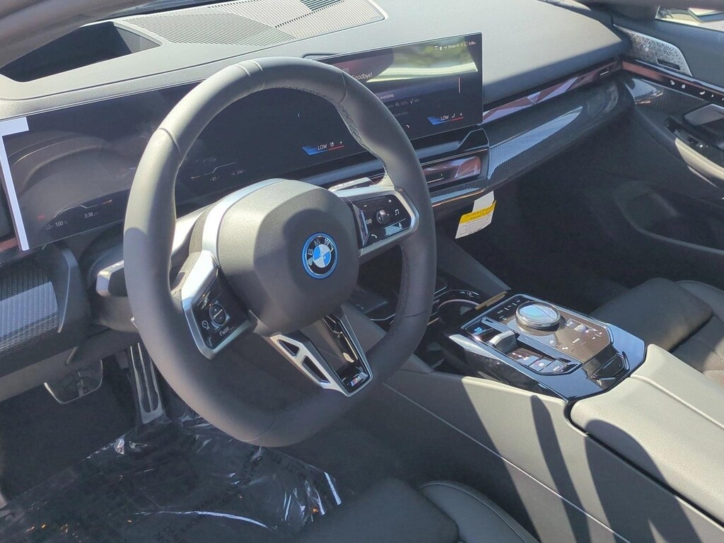 New 2026 BMW i5 eDrive40 Sedan