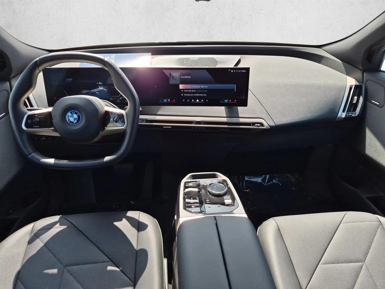 2024 BMW iX Base - Photo 19