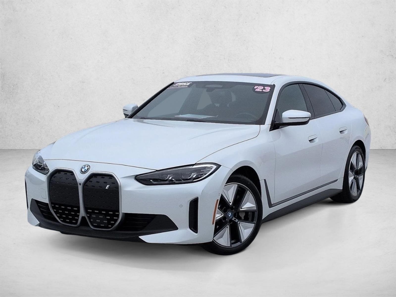 2023 BMW i4 eDrive35's photo