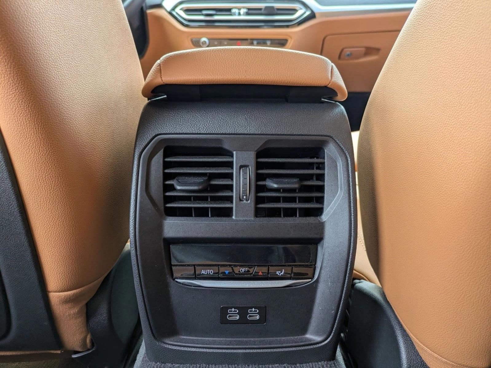 2024 BMW i4 18