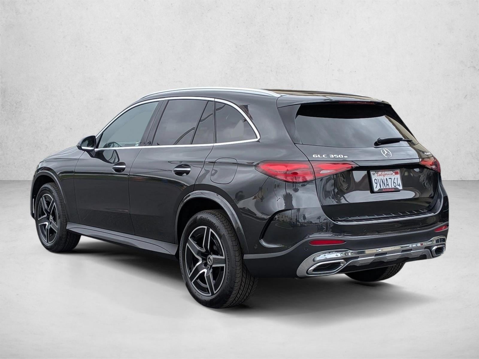 2026 Mercedes-Benz GLC 350e 4MATIC photo 3