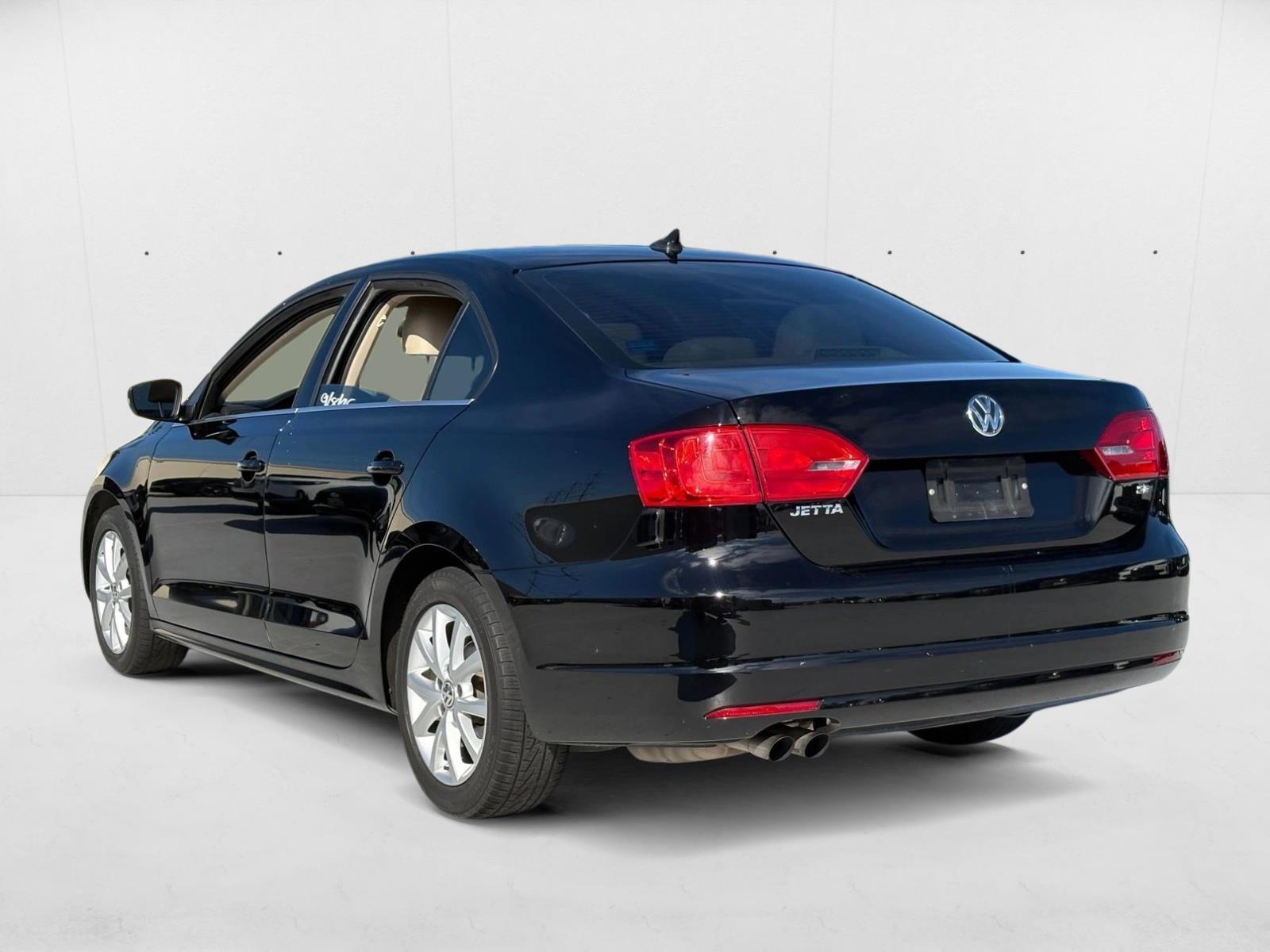 2014 Volkswagen Jetta 1.8T SE photo 3