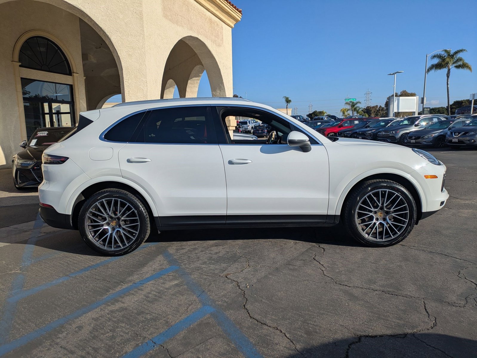 2019 Porsche Cayenne photo 4