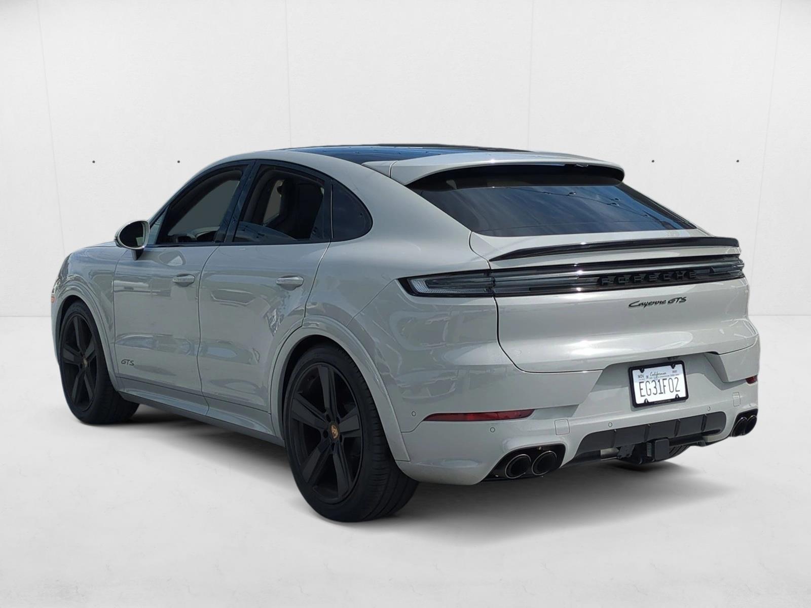 2025 Porsche Cayenne Coupe GTS photo 3