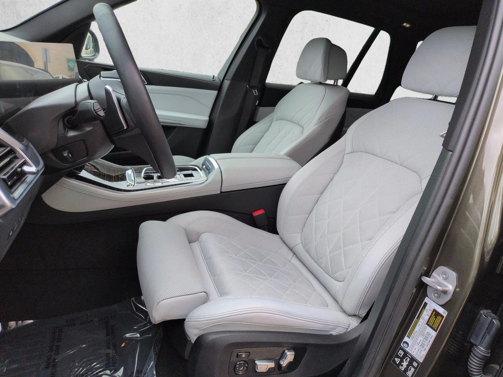 2025 BMW X5 40i - Photo 17