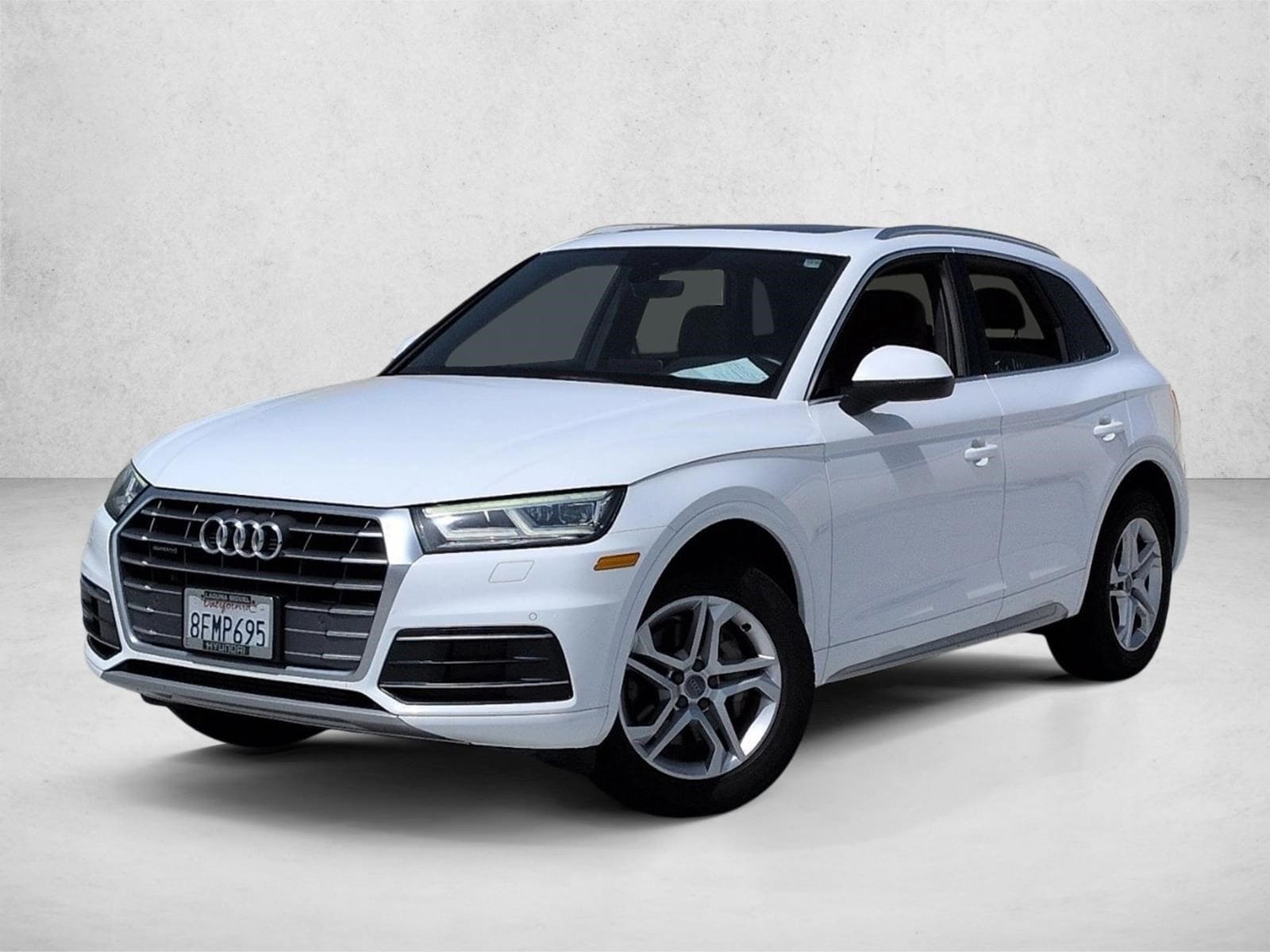 2018 Audi Q5 2.0T quattro S tronic Premium Plus's photo