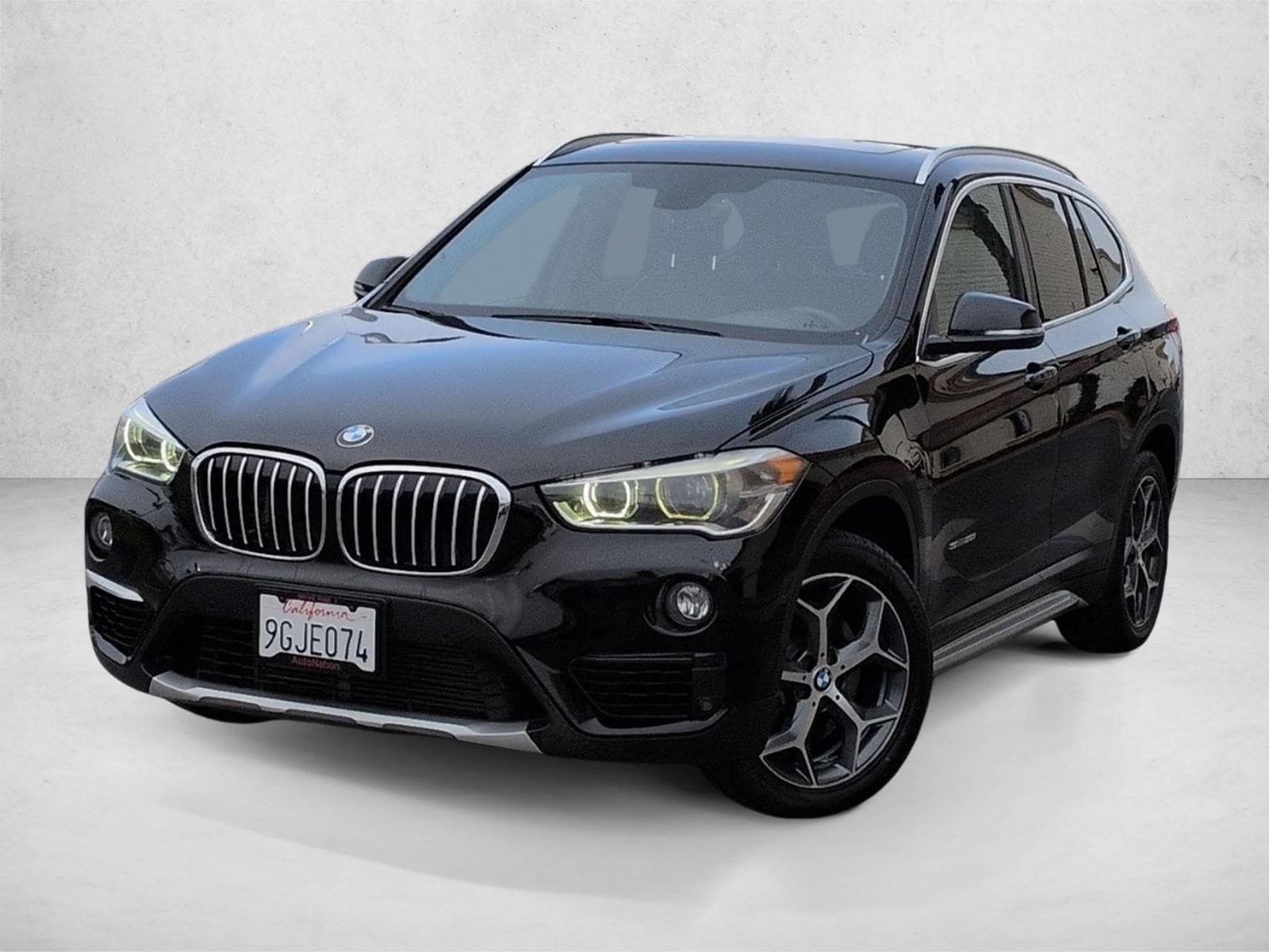 2017 BMW X1 sDrive28i's photo
