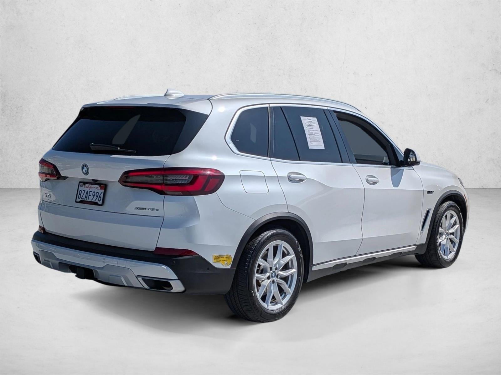 2022 BMW X5 PHEV xDrive45e photo 5