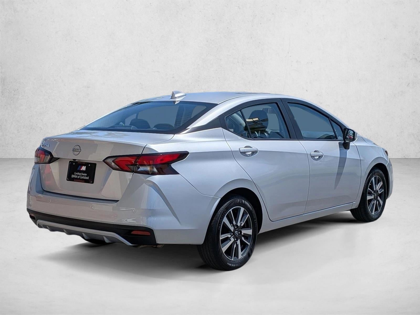 2025 Nissan Versa 1.6 SV photo 5