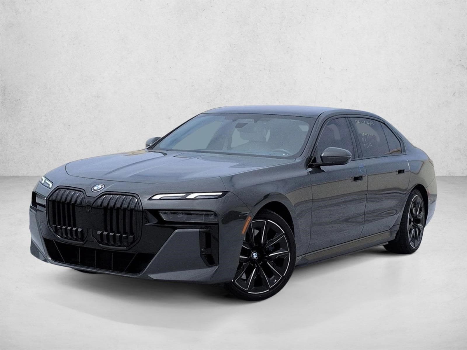 2023 BMW i7 xDrive60's photo