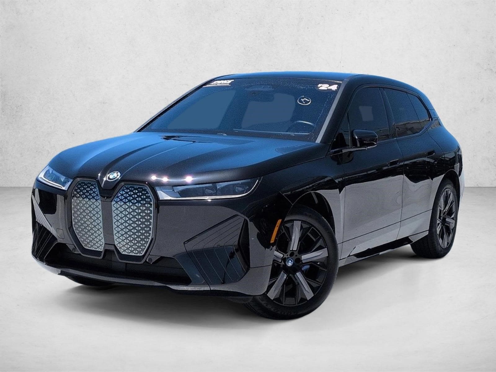 2024 BMW iX xDrive50's photo