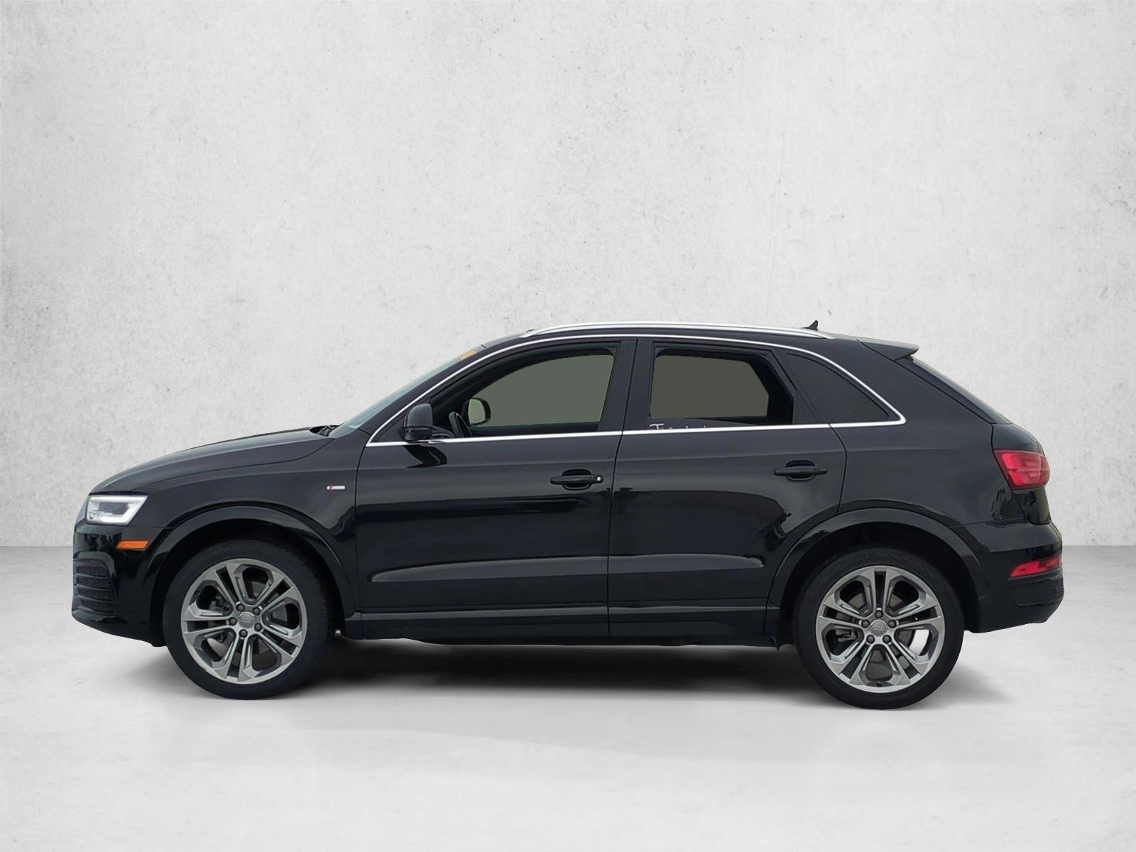 2016 Audi Q3 Premium Plus photo 2