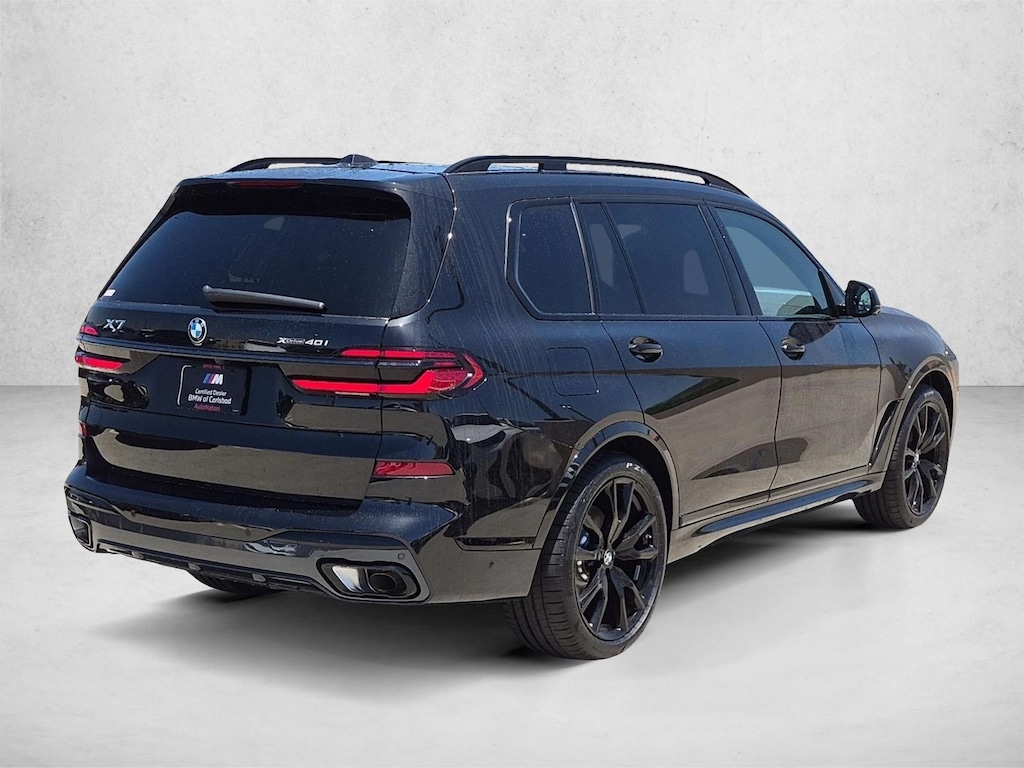 New 2026 BMW X7 xDrive40i SUV