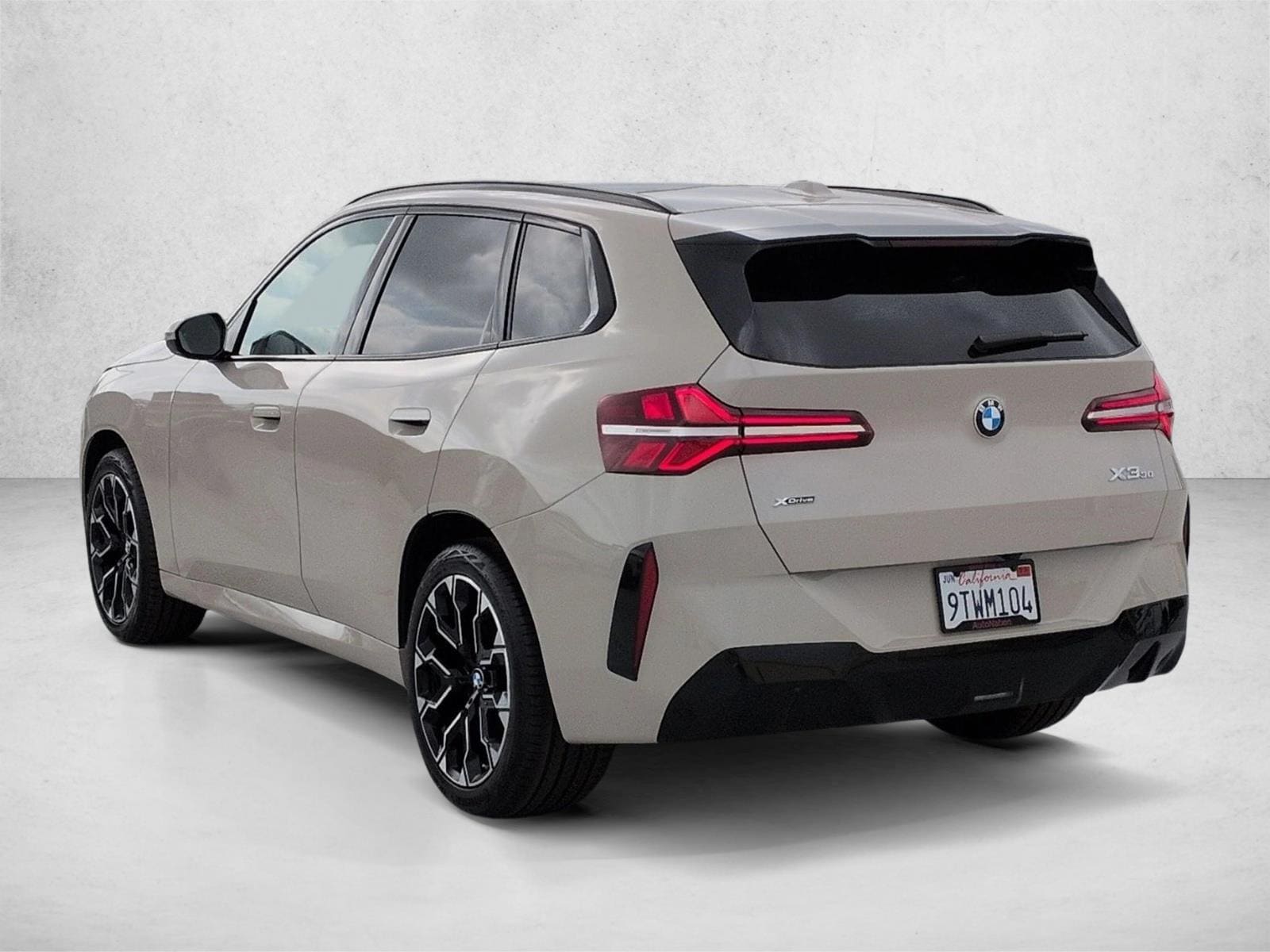 2025 BMW X3 30 - Photo 8