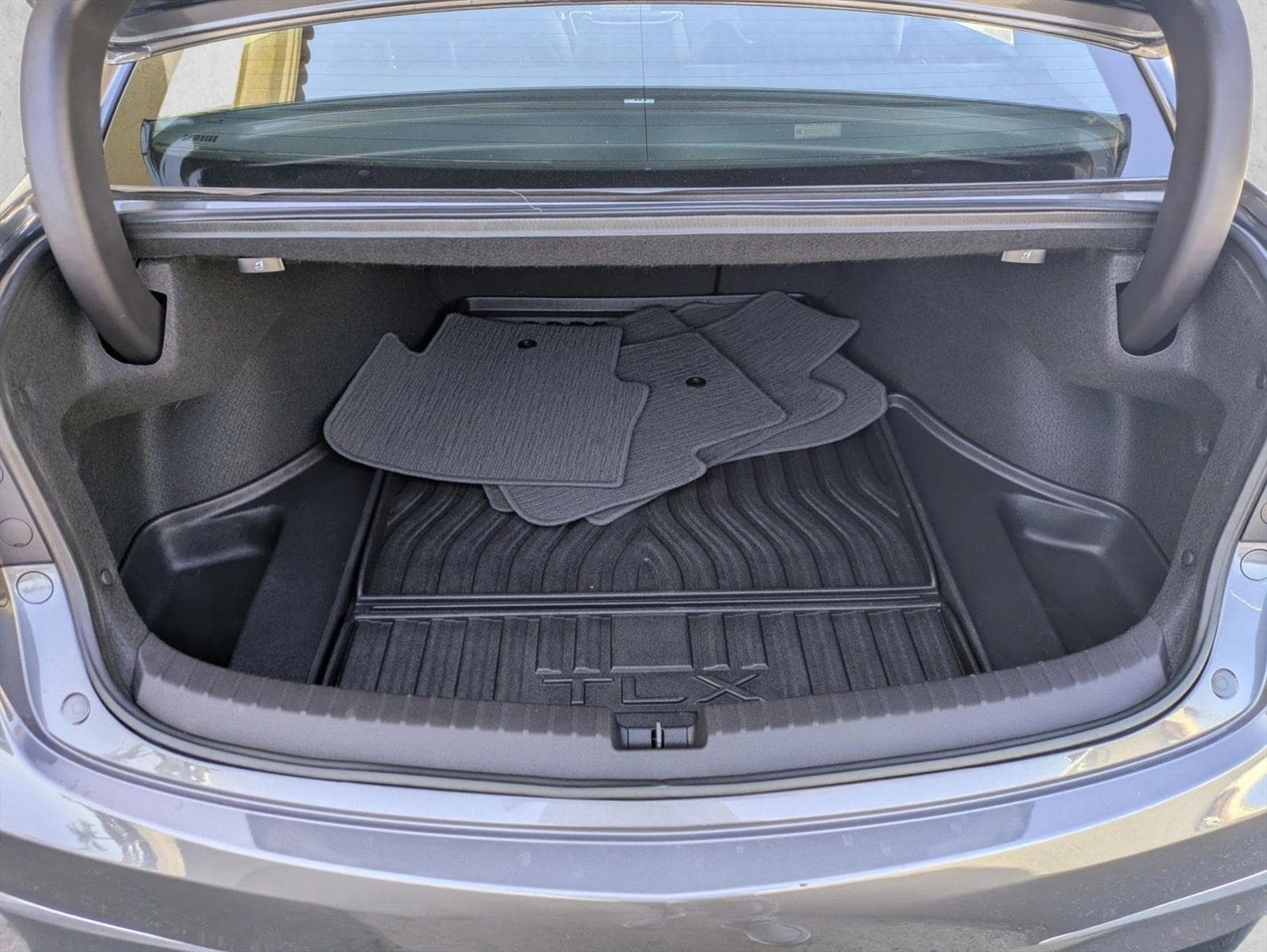 2019 Acura TLX 3.5L Tech Pkg photo 5