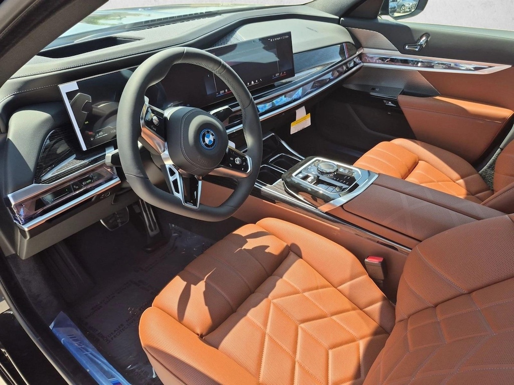 New 2026 BMW 750e xDrive Sedan