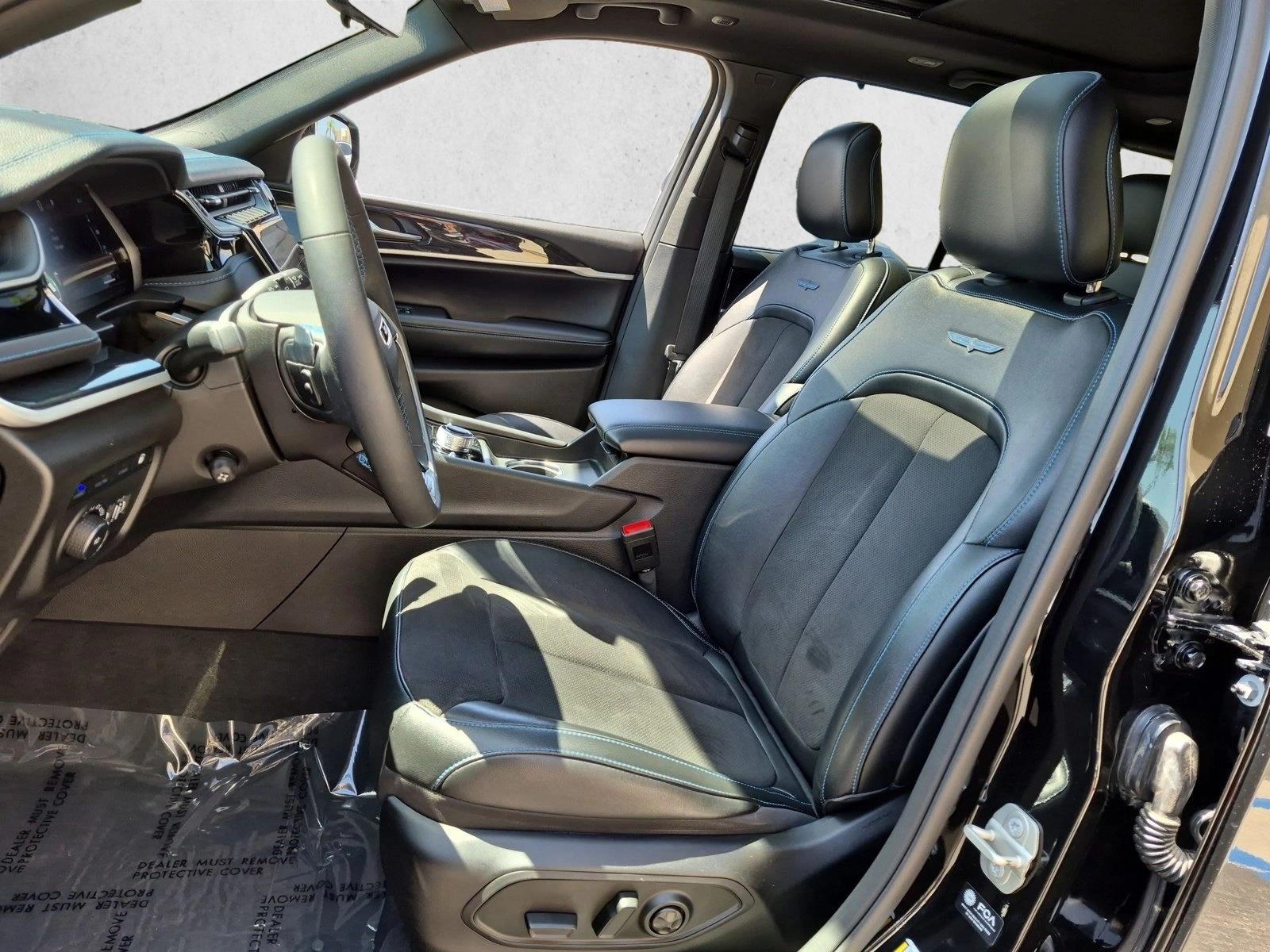 2023 Jeep Grand Cherokee Trailhawk 4xe - Photo 17