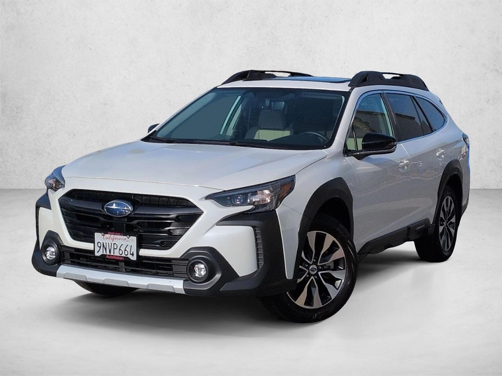 2025 Subaru Outback Limited's photo