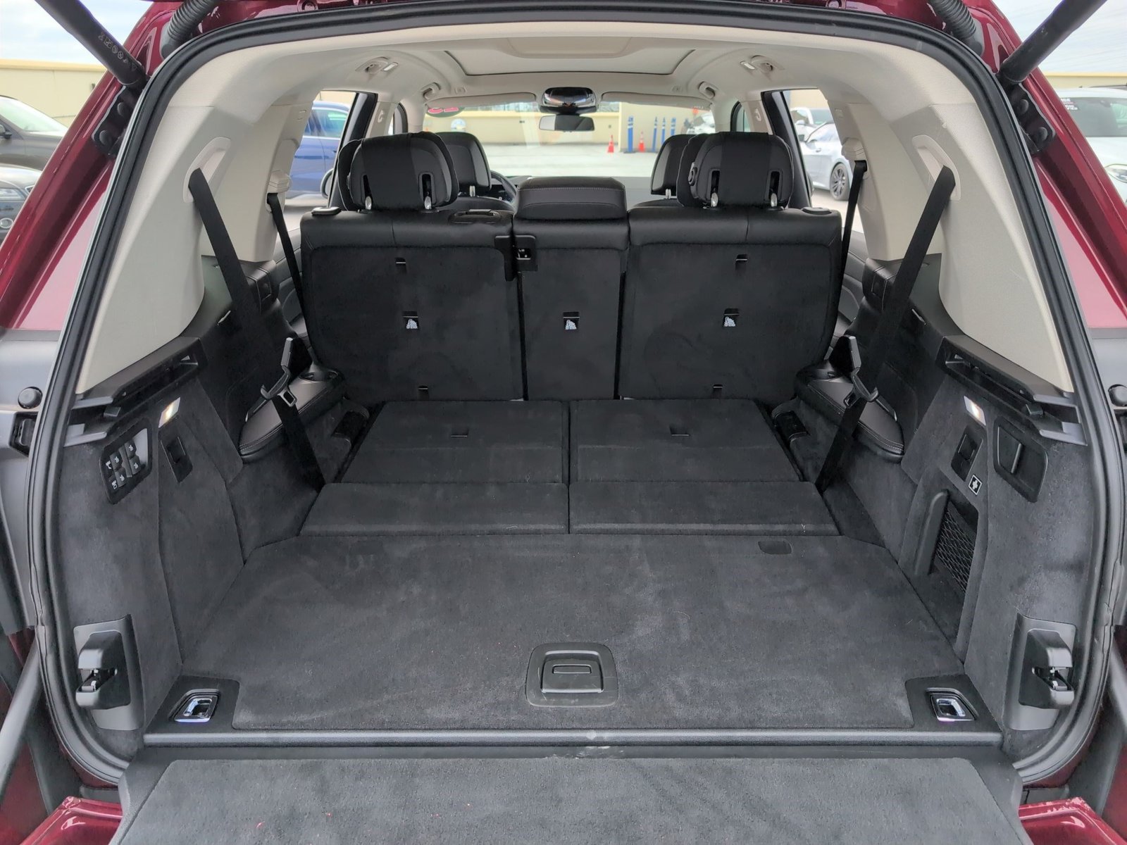 2025 BMW X7 xDrive40i photo 5